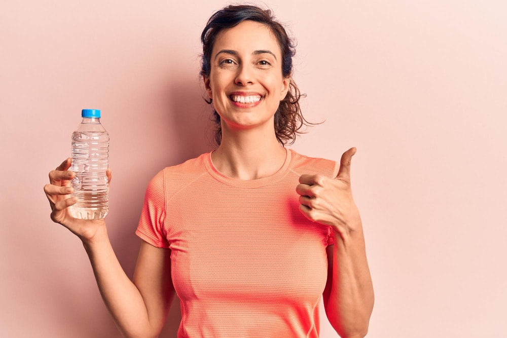Découvrez comment bien s'hydrater au quotidien.