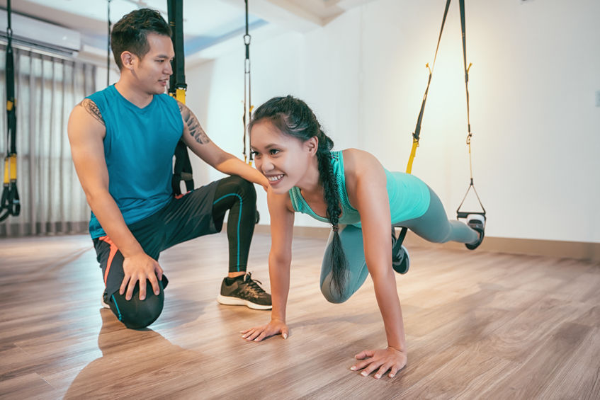 Marre des programmes génériques qui ne collent pas à votre rythme ? Découvrez comment un coaching sportif sur mesure peut transformer votre corps et votre esprit, avec des séances adaptées à votre vie et vos objectifs.